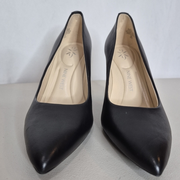 Nine West Astoria 9x9 NWOB Black Block Heel Pump Classic High Heels - Size 6 1/2 - Picture 6 of 13